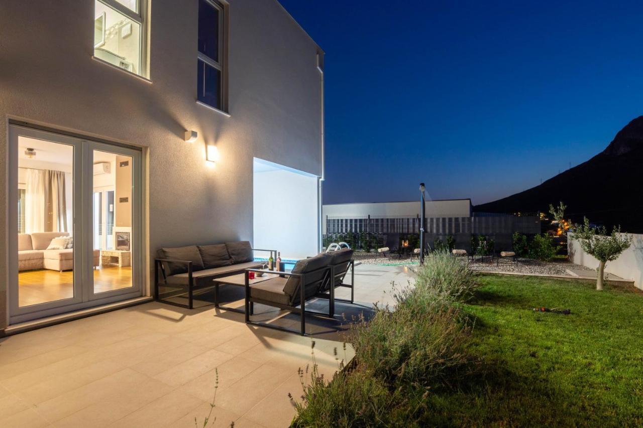 Villa Dorso With Heated Pool Klis Εξωτερικό φωτογραφία