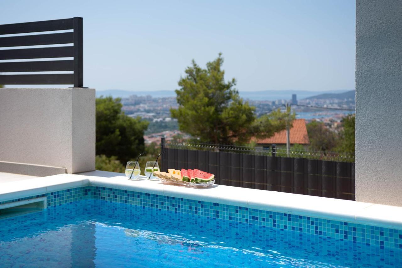 Villa Dorso With Heated Pool Klis Εξωτερικό φωτογραφία