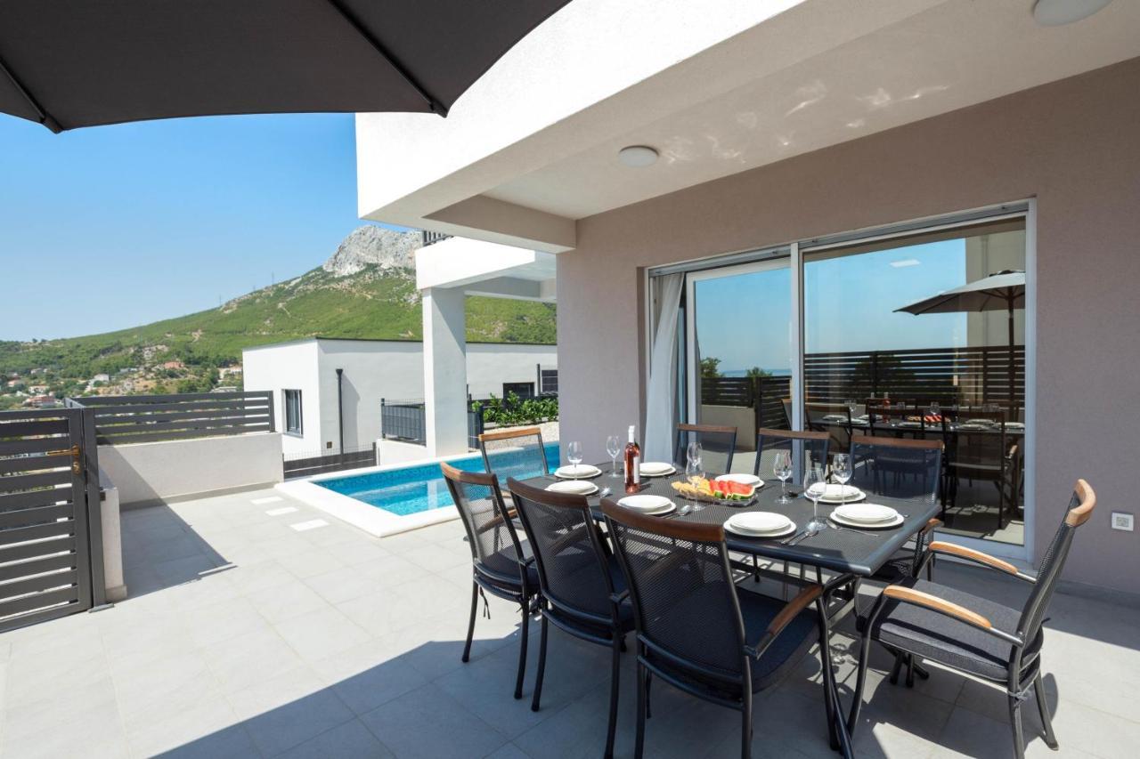 Villa Dorso With Heated Pool Klis Εξωτερικό φωτογραφία
