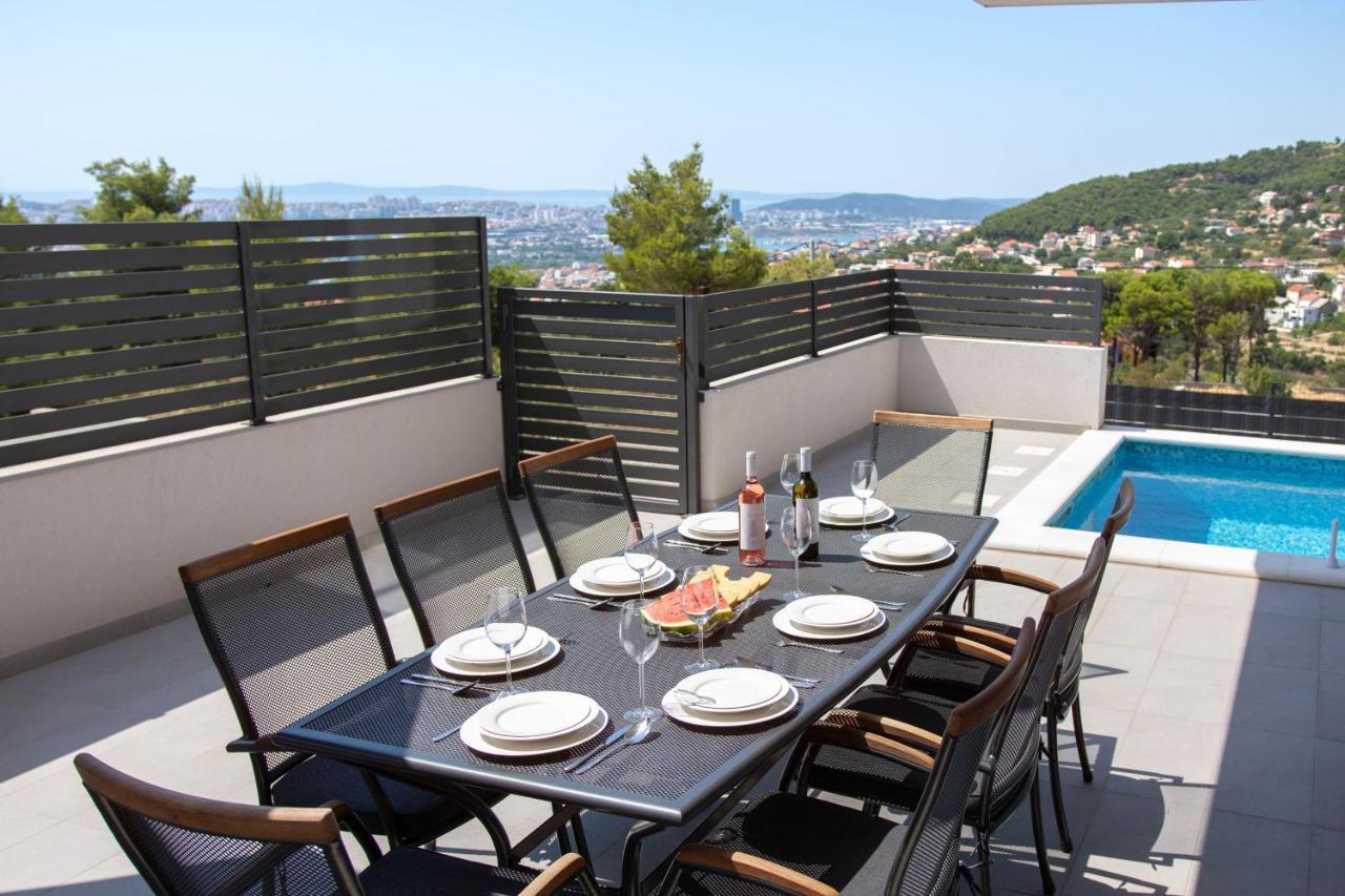 Villa Dorso With Heated Pool Klis Εξωτερικό φωτογραφία